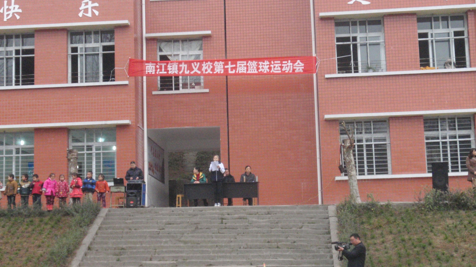 PC120165.JPG