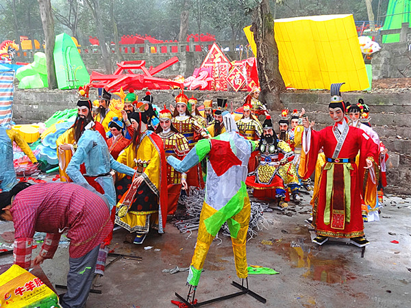 DSC01950_.jpg