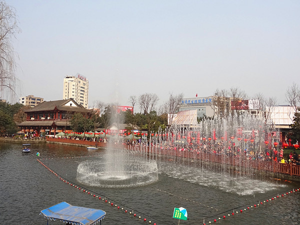 DSC02762_.jpg