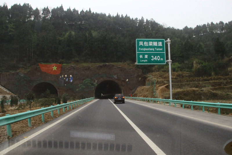 S25.jpg