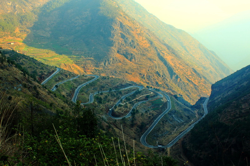 山路十八弯