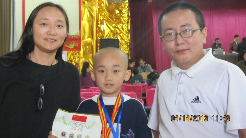 让孩子在象棋中感受快乐、迎接挑战、经受挫折