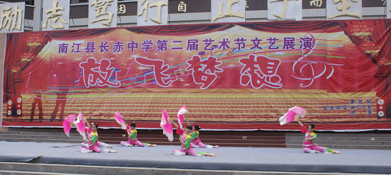 DSC00448_.jpg