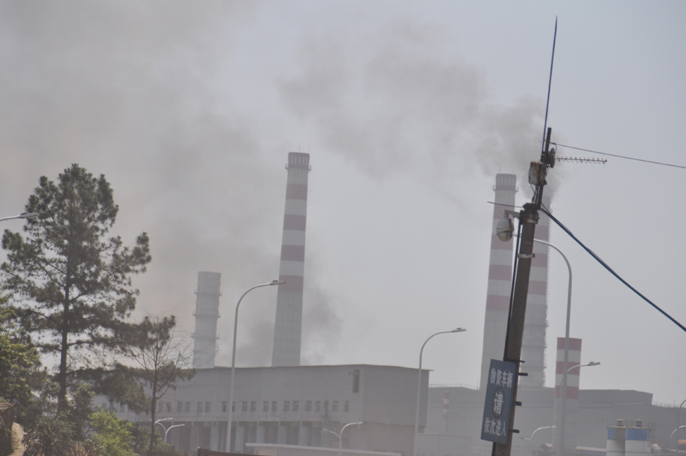 四川威远:威钢污染惊人村民投诉无门