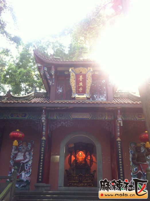 Ƭ 040.jpg