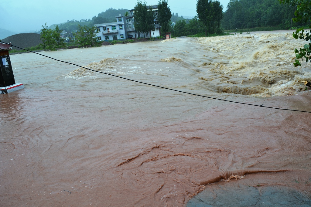 团结河洪水暴涨