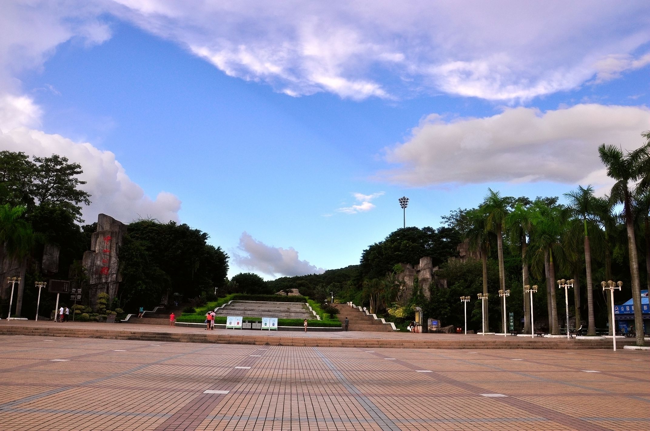 Ƭ 032.jpg