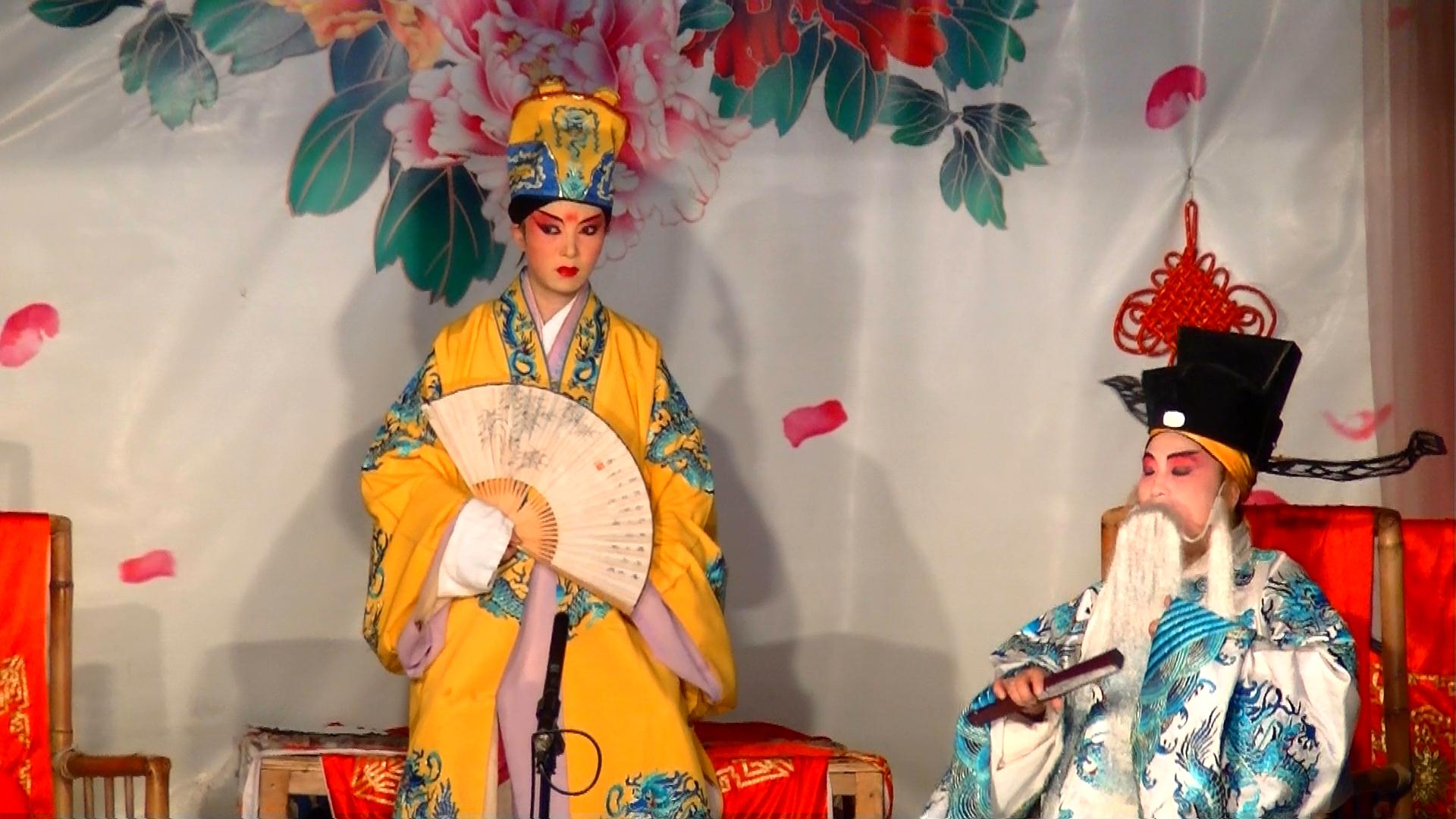 群艺川剧团10月9号水牌