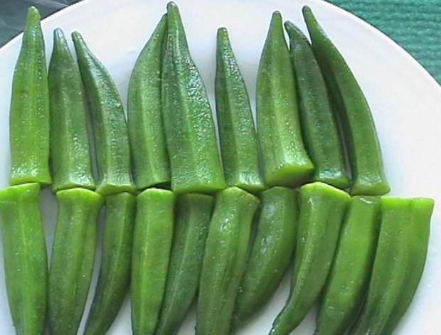 西充县引种"植物伟哥"黄秋葵喜获丰收!