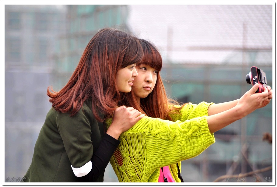 王氏大官人巧遇论坛美女于白塔公园