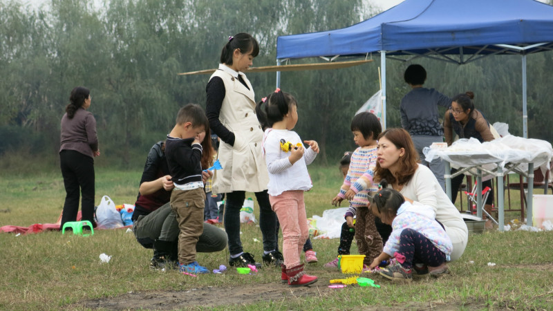 psbCA049D98.jpg