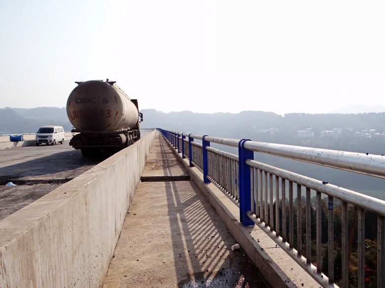 DSC04790_conew1.jpg