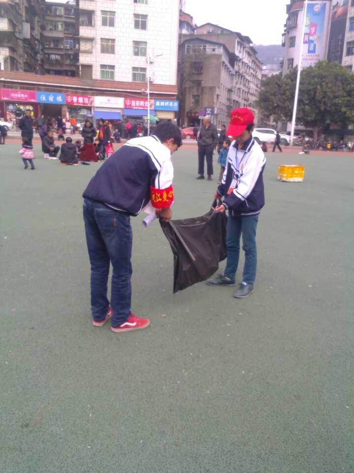 QQͼƬ20131205183925.jpg