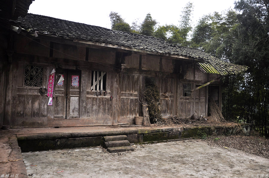 300年前的老房子,老院子,竹海,我们在茶盘罐坪村看到了