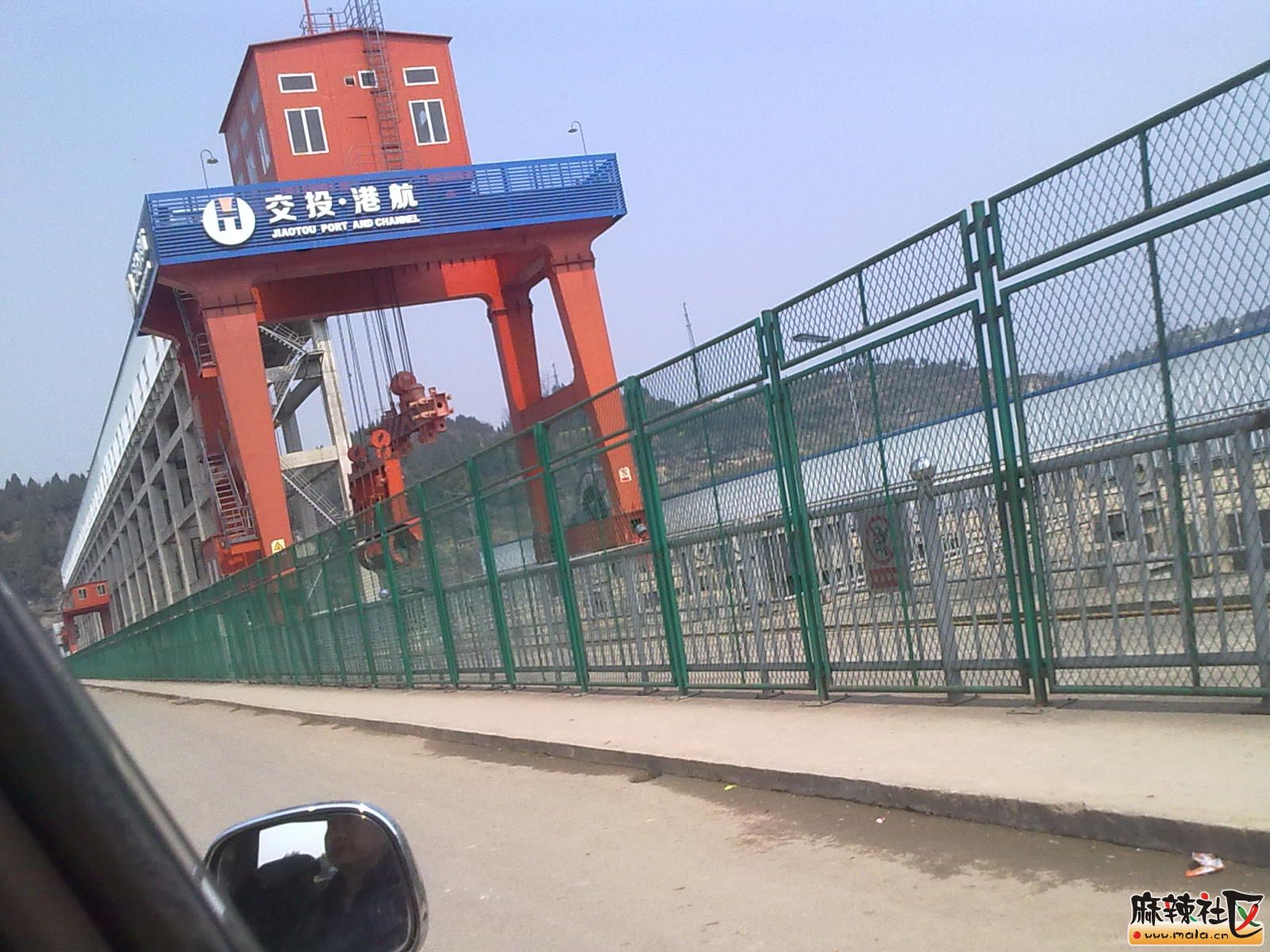 Ƭ 077.jpg