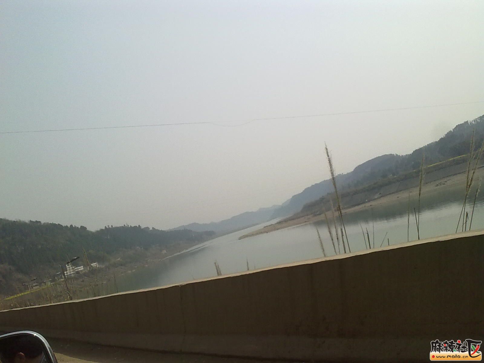 Ƭ 081.jpg