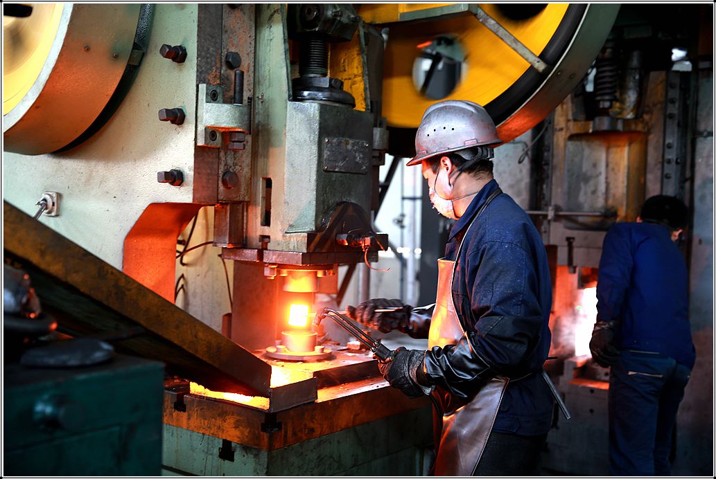 致敬锻造工人-平昌论坛-麻辣社区 四川第一网络社区 你的言论 影响四