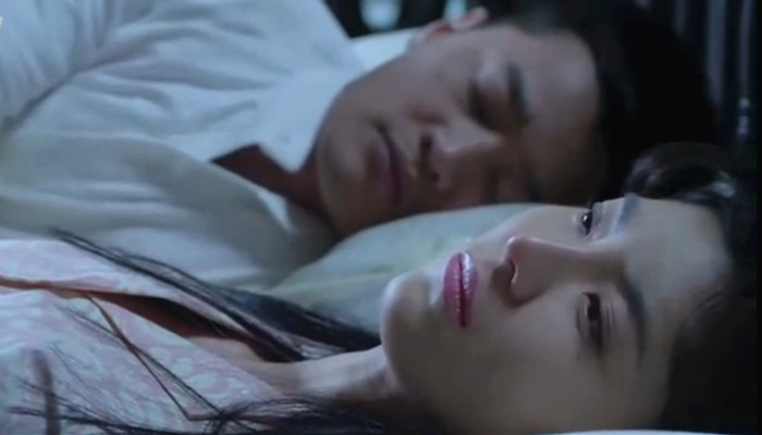 8- 同床异梦_副本.jpg