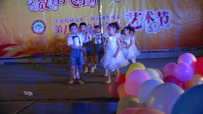 ڰ˽049.jpg