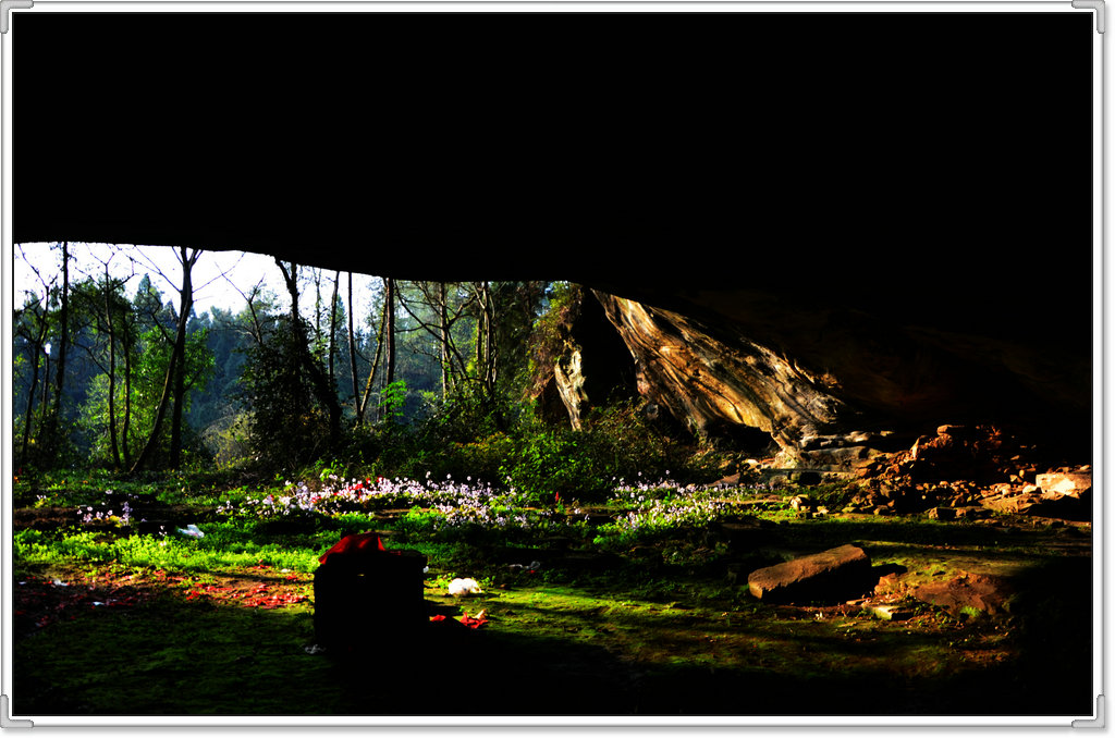 红岩洞—一个充满神秘气息的山洞