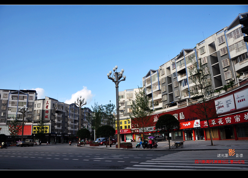 Ƭ 011.jpg