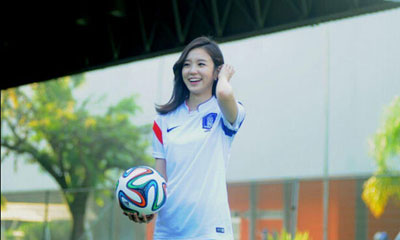 世界杯小组赛复盘,美女比球赛好看