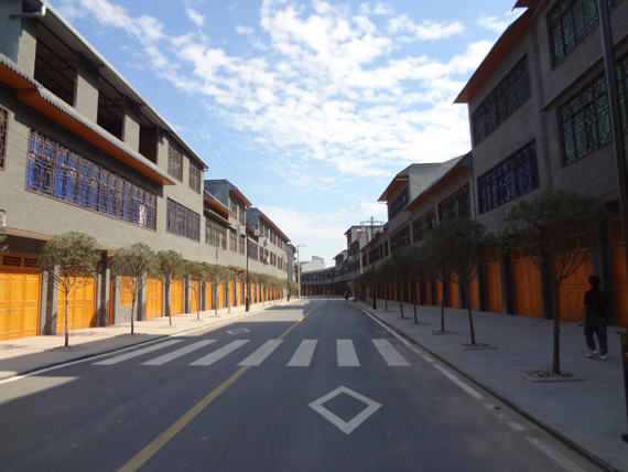 平昌县得胜镇文成路临街四层楼房急售