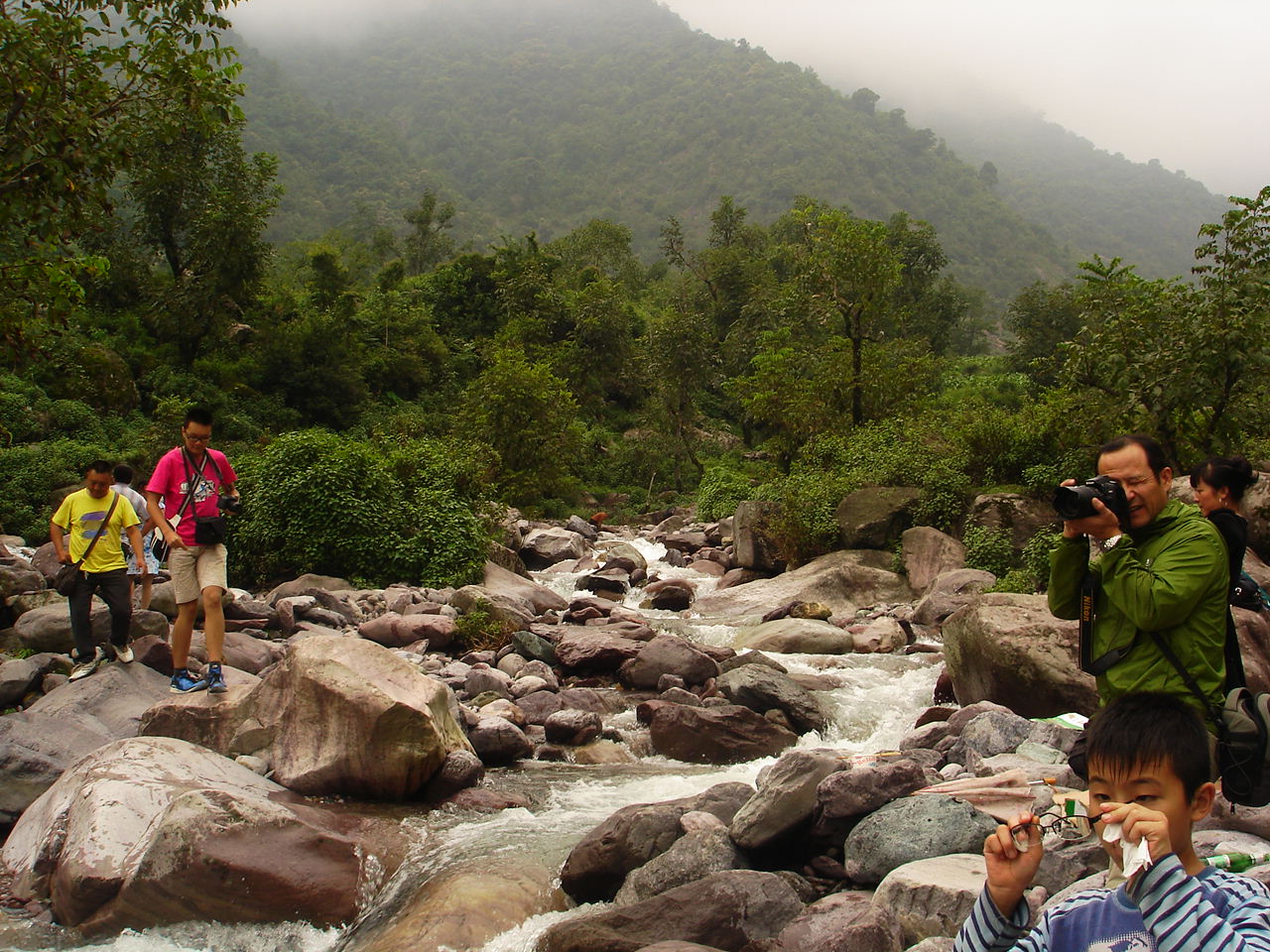 骑上我的小绵羊又到德昌海花村