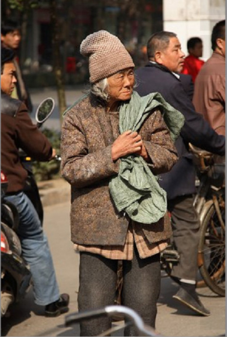 走进城市拾荒者,窥见他们的中国梦