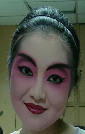 旦角化妆