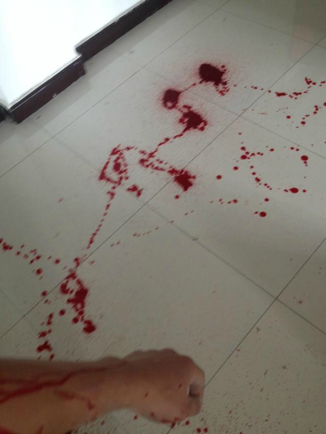 ·