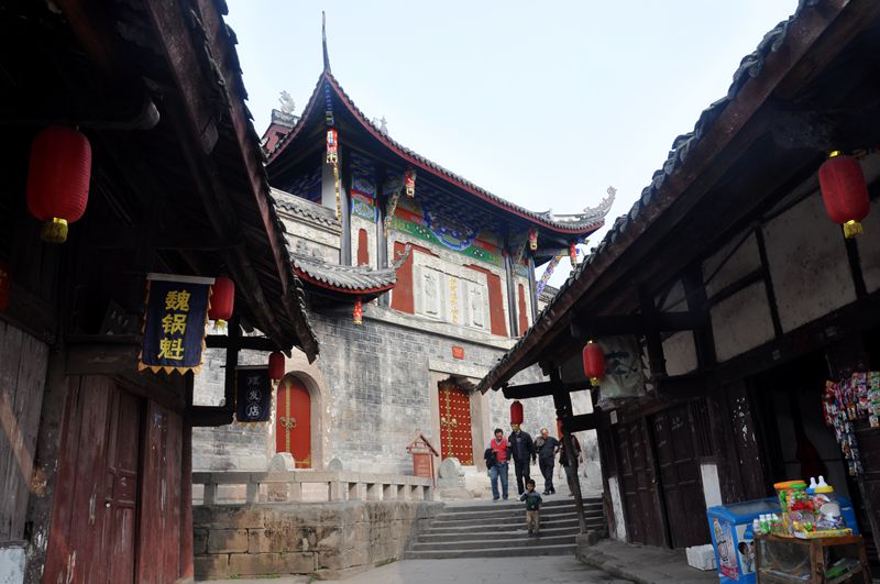 142124q7qh2mmae2yu9uj7.jpg