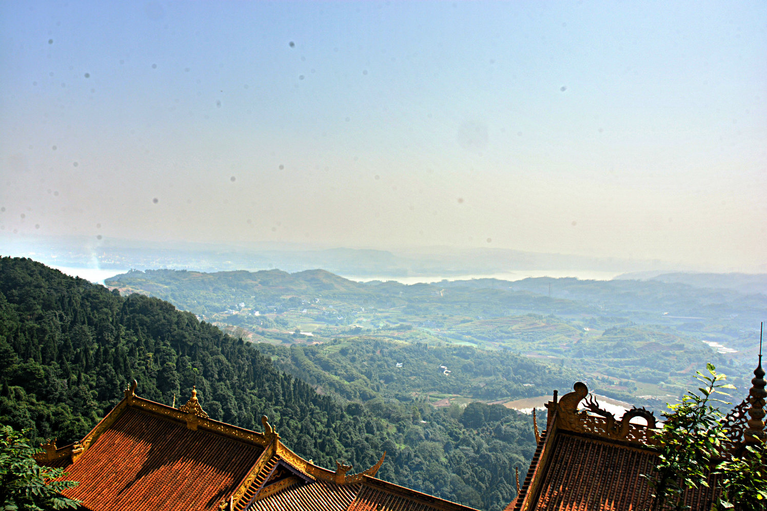 瀘州風景名勝區方山——遠眺野無聲