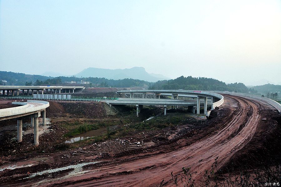 wanglong059.jpg