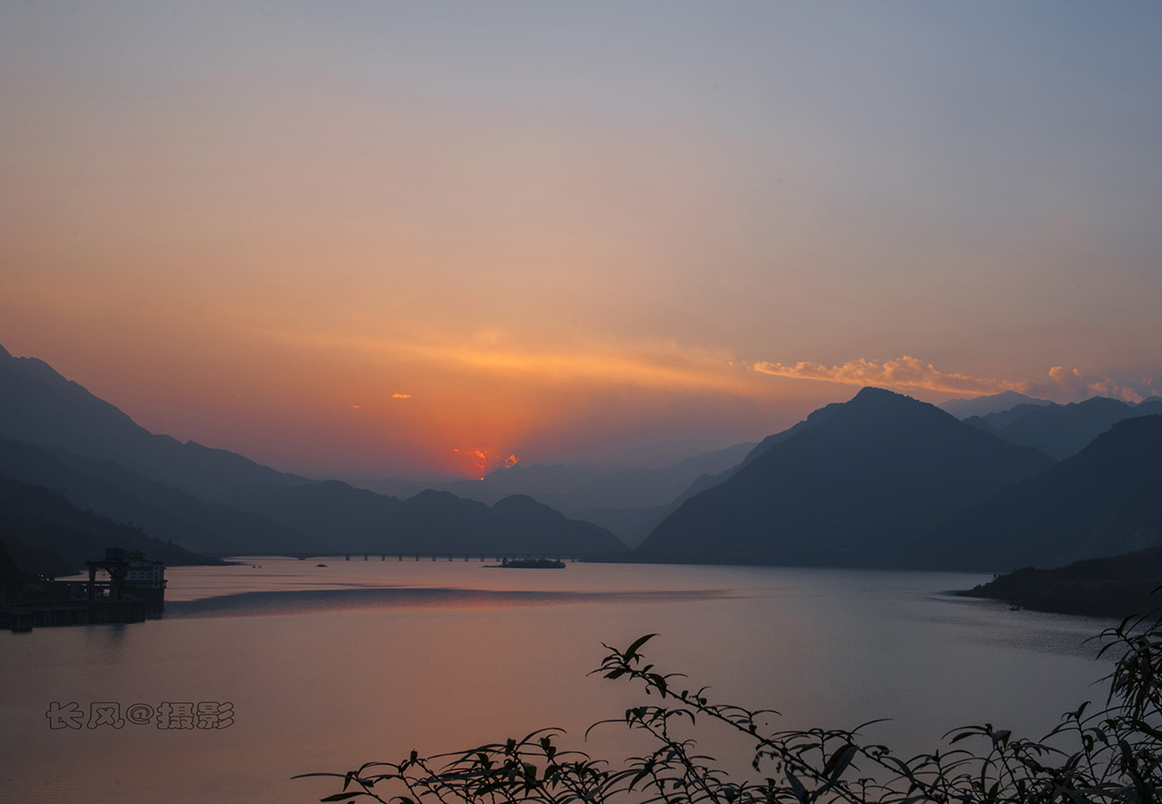 紫坪铺水库的冬日夕阳-都江堰论坛-麻辣社区 四川第一网络社区 你的