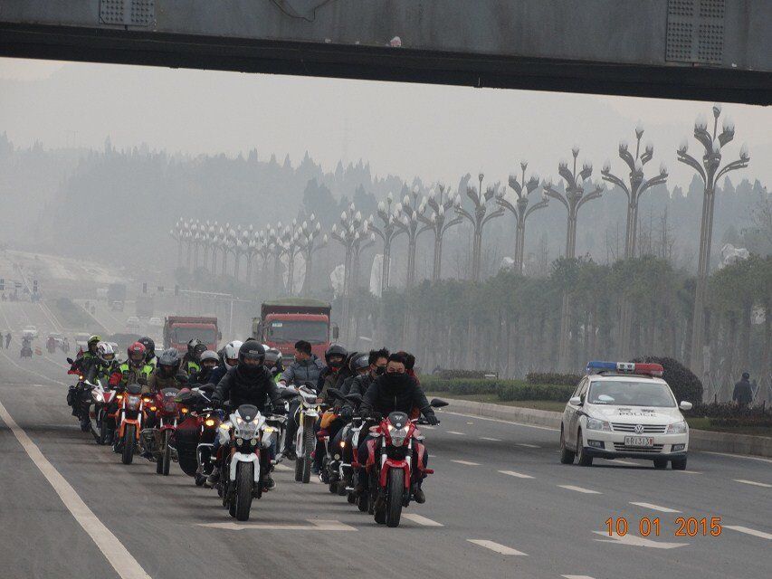 QQͼƬ20150407222917.jpg
