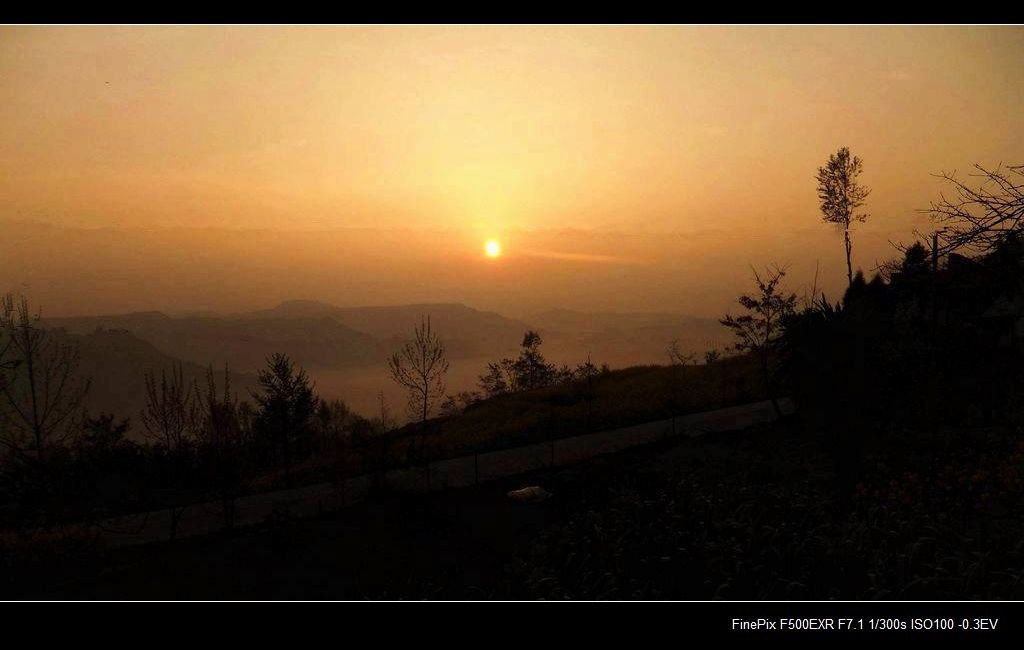 DSCF1240__.jpg