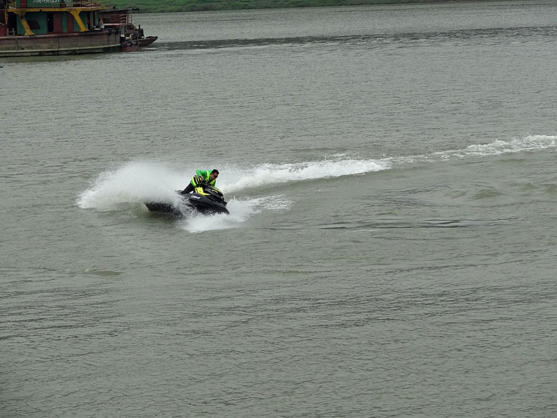 DSC07603_.jpg
