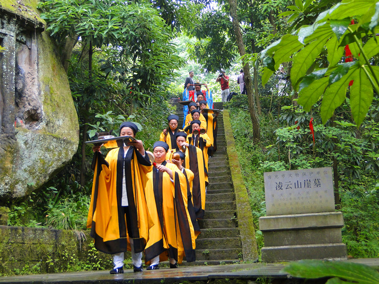 贵州哭朝幡图片