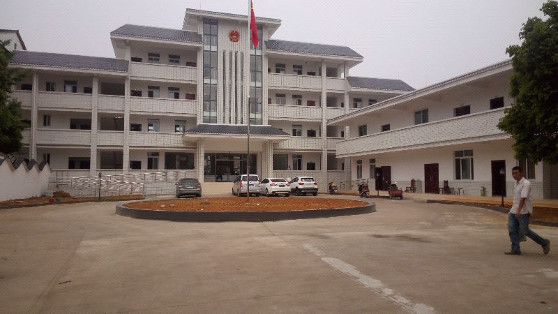 雅安地震,发财的茅河乡政府.