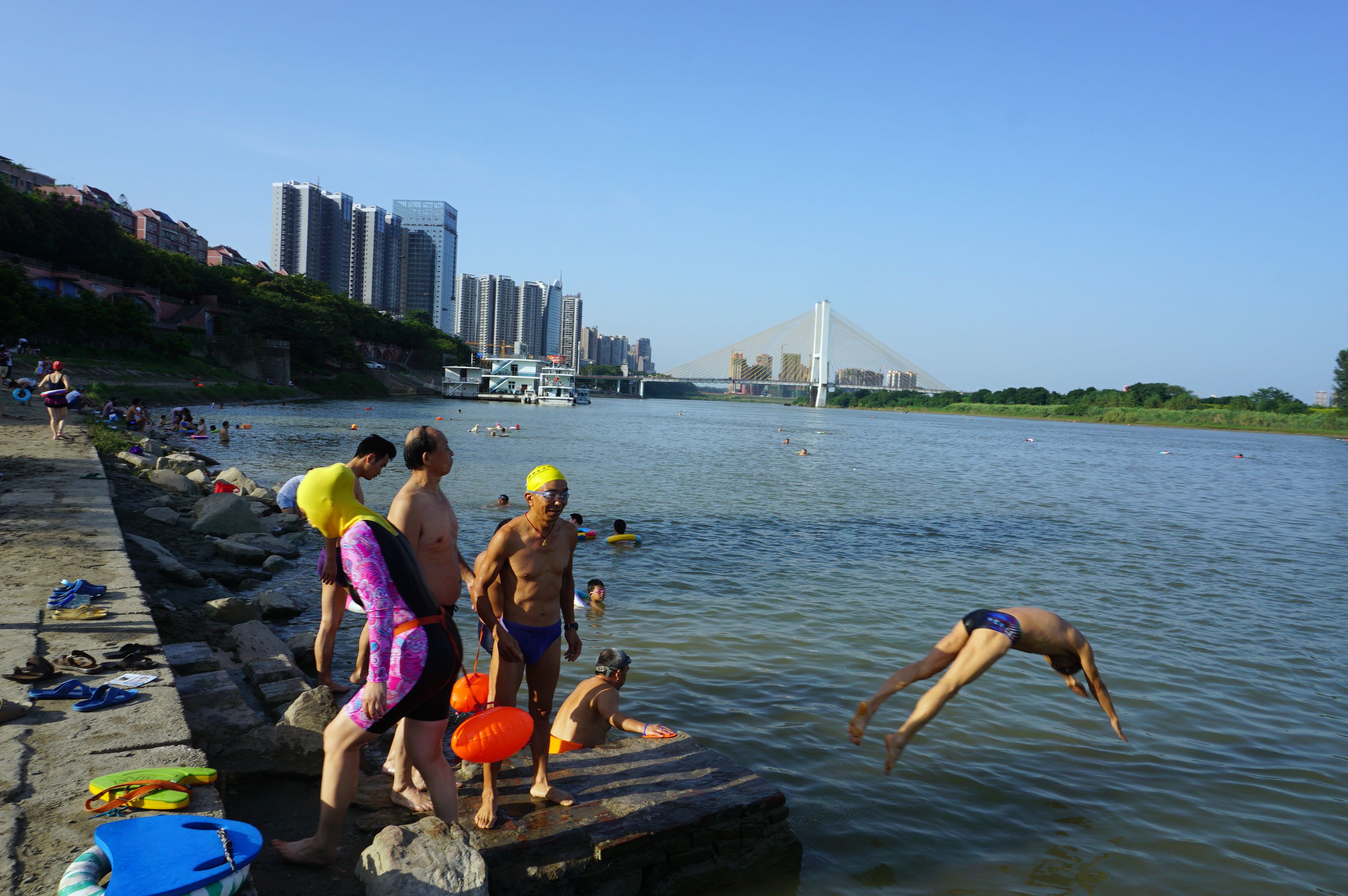 DSC01077_.jpg