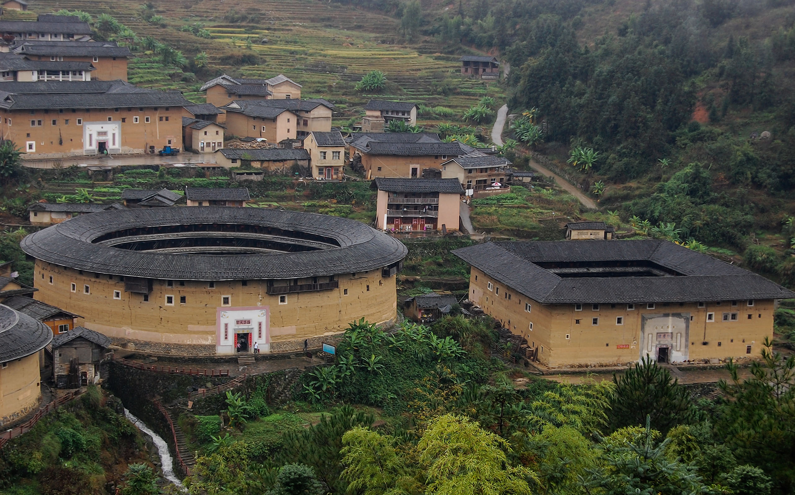 客家明珠——福建土楼