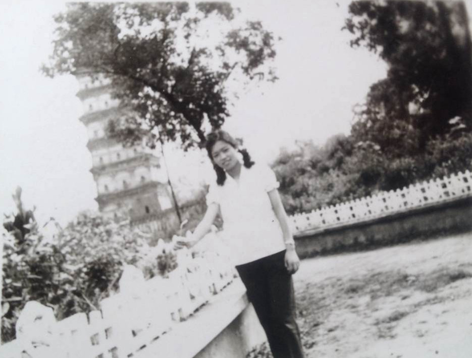 8㡷1983.jpg