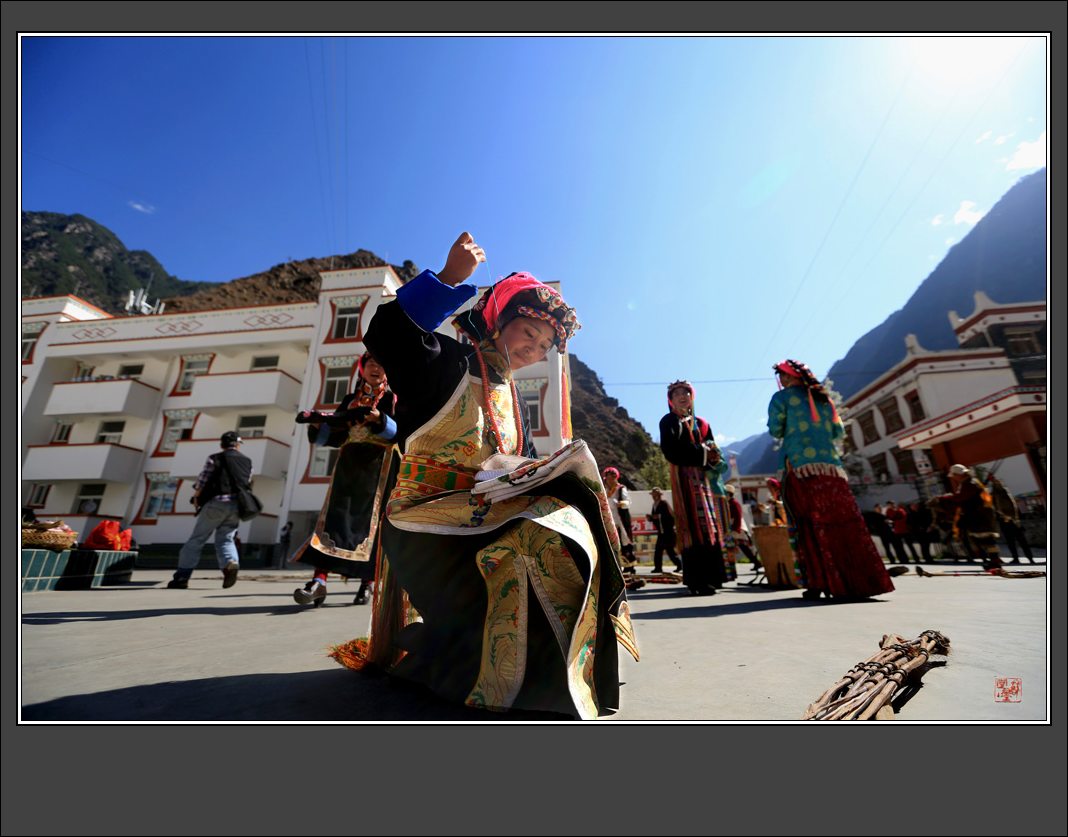 非遗文化传承糸列之藏族民间舞蹈锅庄舞