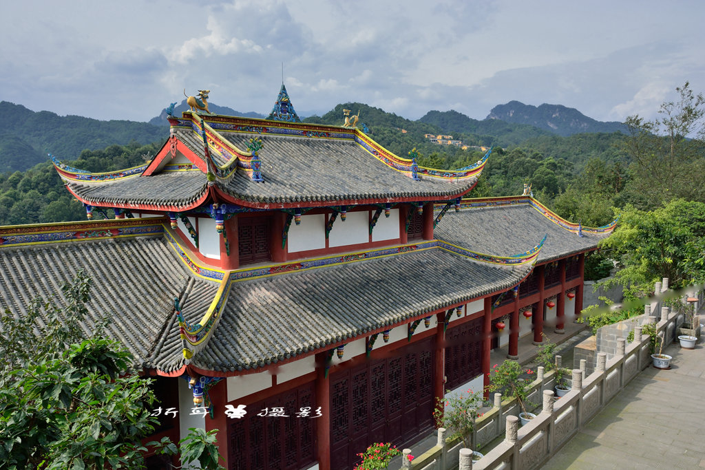 探访青城山上药王庙