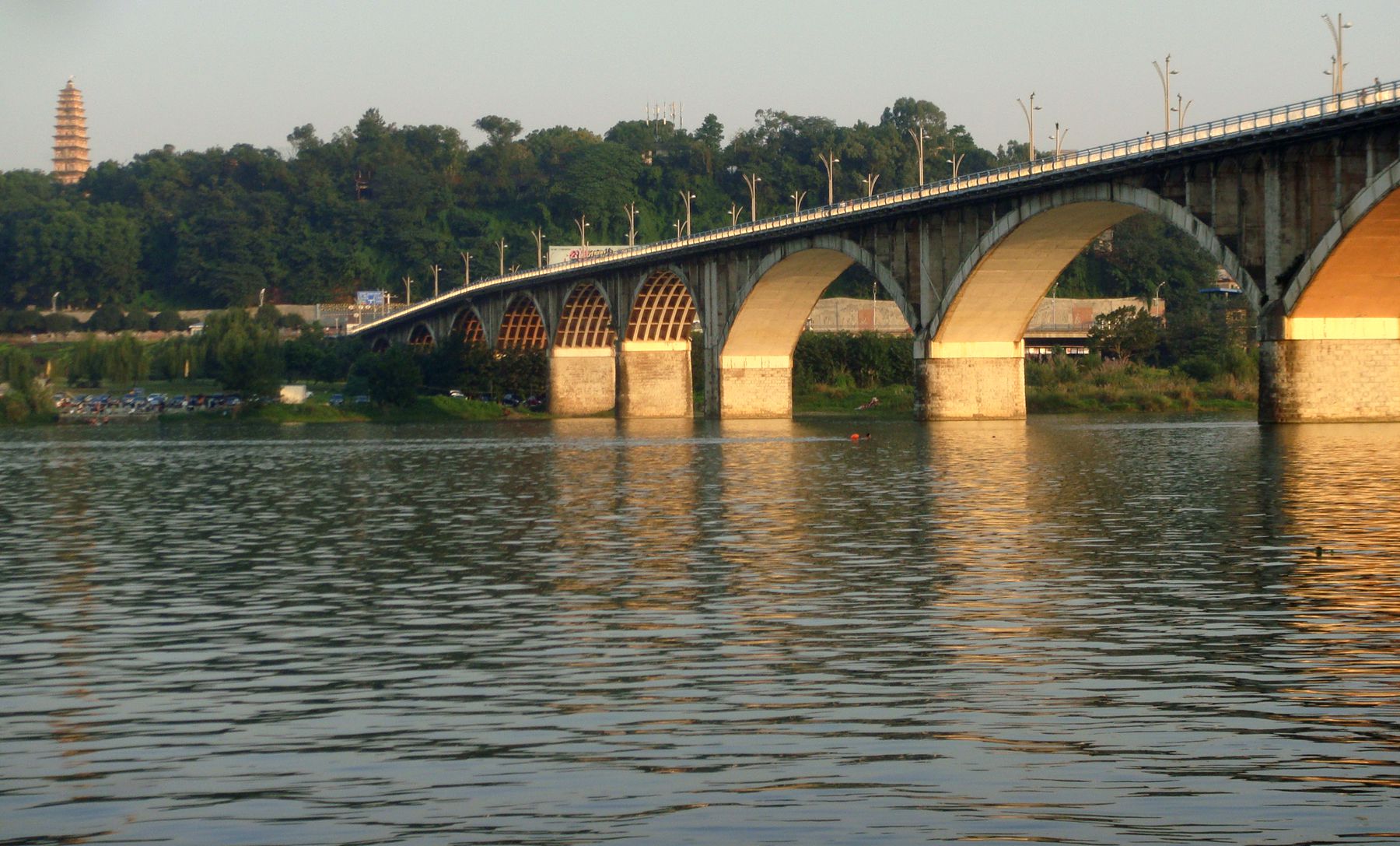 DSC02700_.jpg