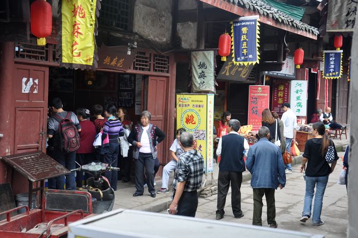 150248yk19d9biqqq9kitm.jpg