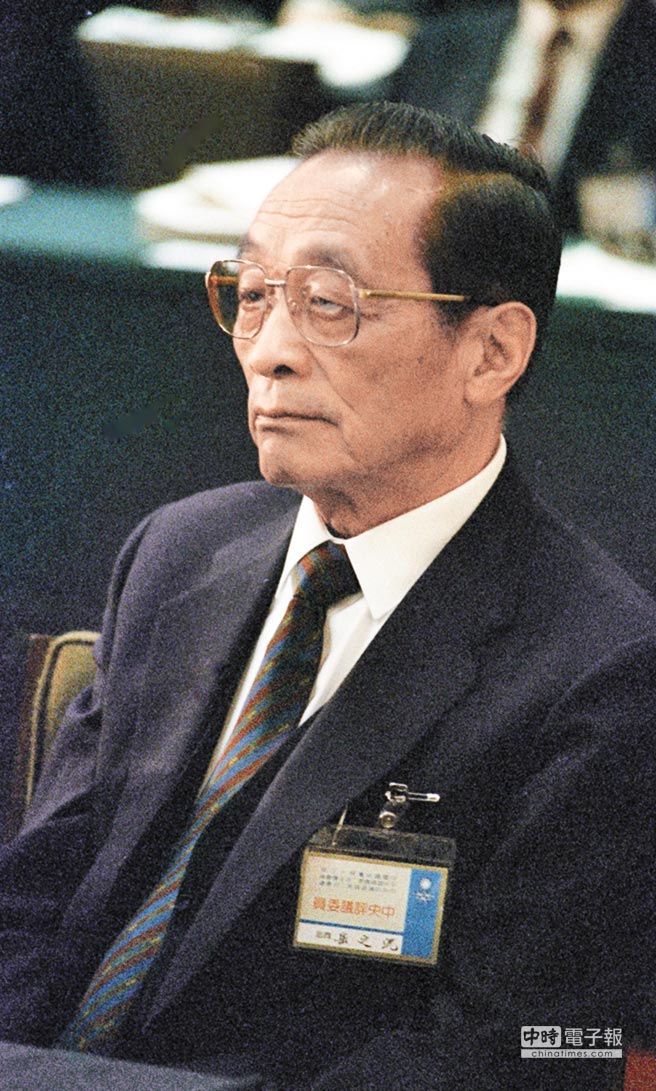 台军情局刊物首度解密 报道暗杀刘少奇任务