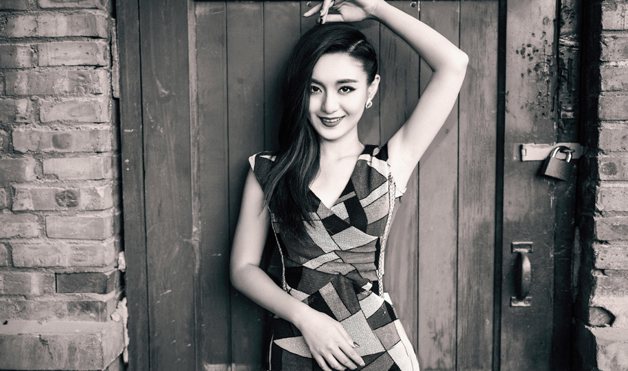 袁东方写真黑白怀旧