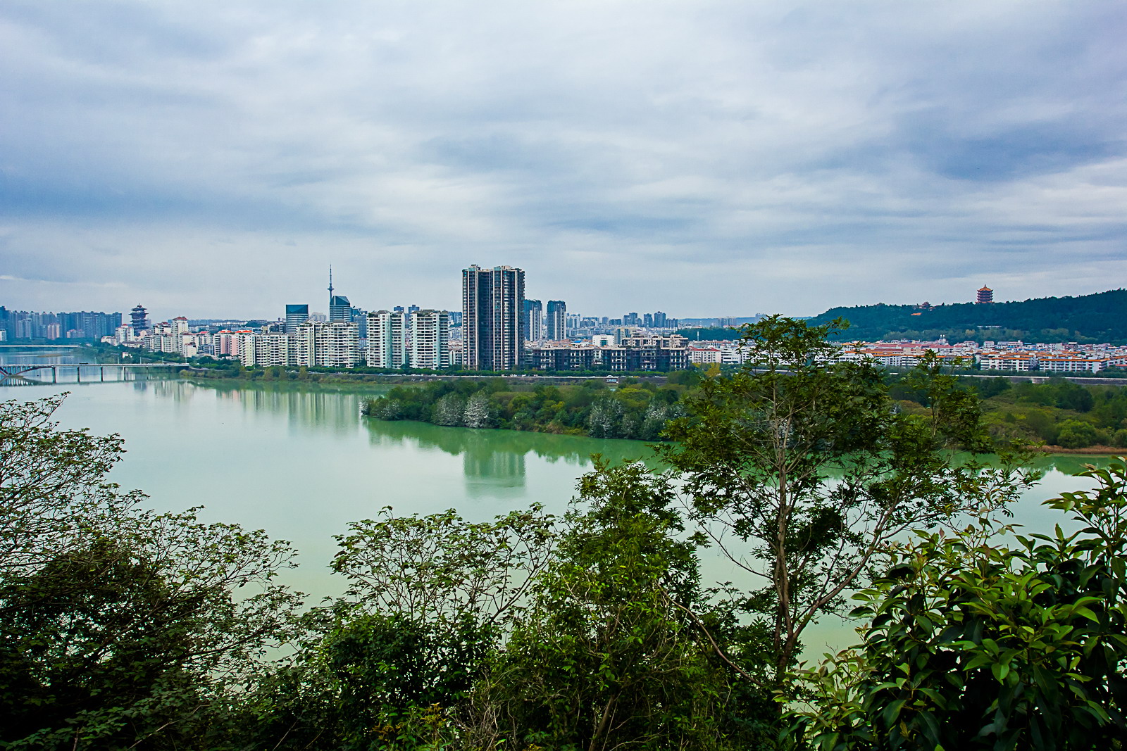 绵阳锦绣南山图片